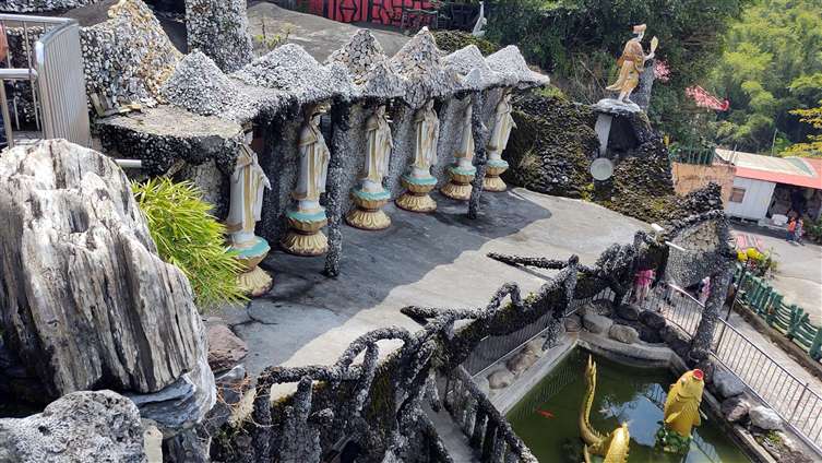 Click to go back