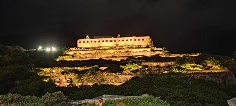 Click to go back