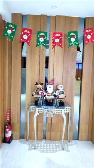 Click to go back