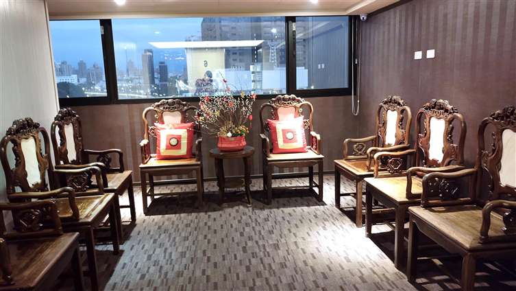 Click to go back
