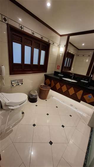 Click to go back