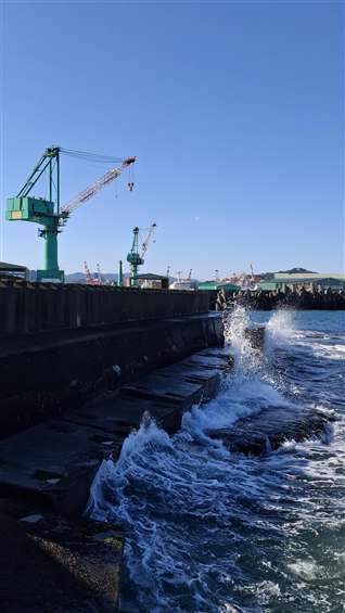 Click to go back